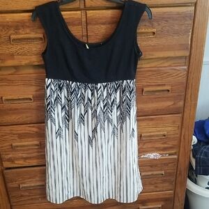 Gianni Bini Black and White Patterned Mini Dress